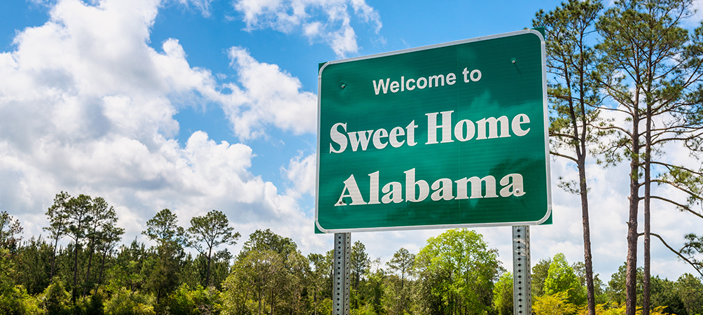 image shows a state sign for Alabama
